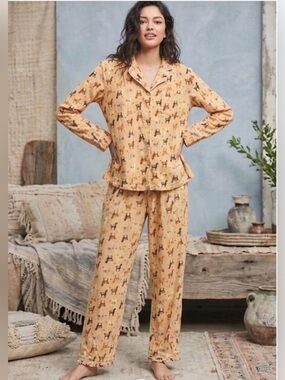Sundance Novelty Llama Pajamas Cozy Long Sleeve Button Down PJ Set Whimsical